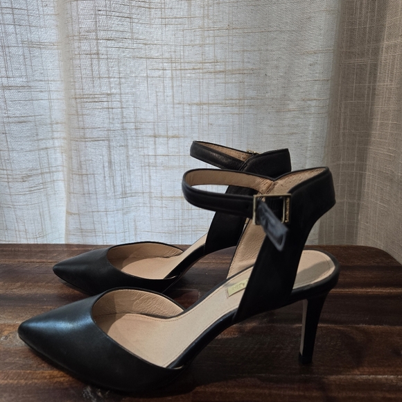 Wore once - Picture 4 of 5